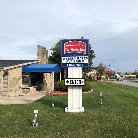 Fairbridge Inn Express Merrillville Exterior foto